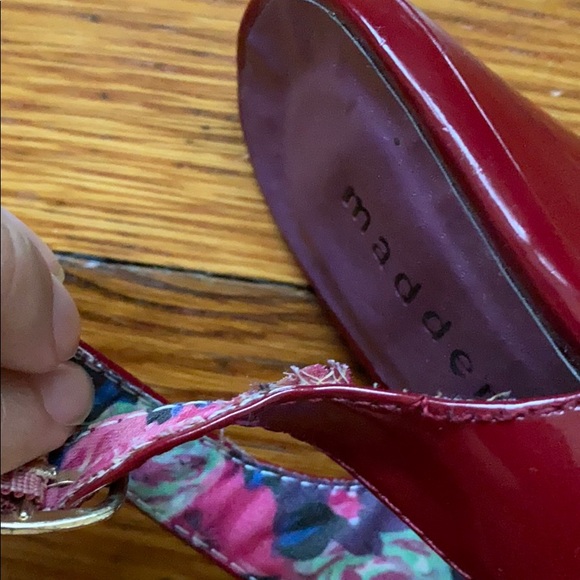 *sold* Steve Madden Red Pumps - Picture 9 of 9